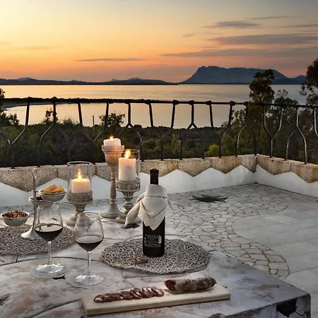 Villa Iris - Ela Sardinia In San Teodoro (Sardinia)